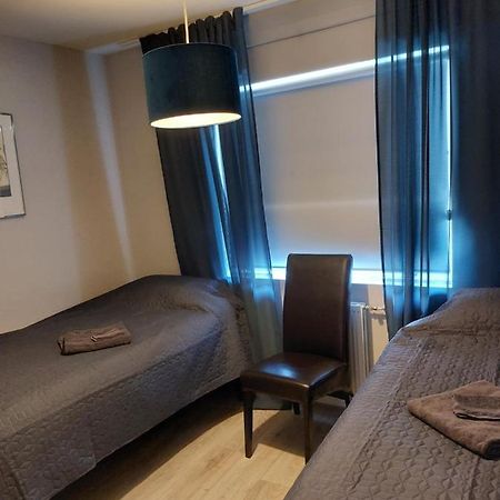 Apartment Near The Airport Njarthvik Εξωτερικό φωτογραφία