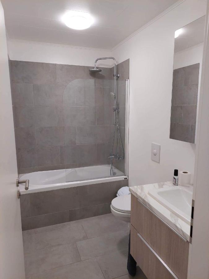Apartment Near The Airport Njarthvik Εξωτερικό φωτογραφία