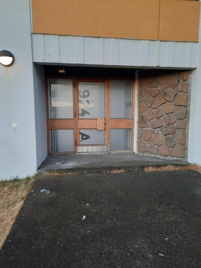 Apartment Near The Airport Njarthvik Εξωτερικό φωτογραφία
