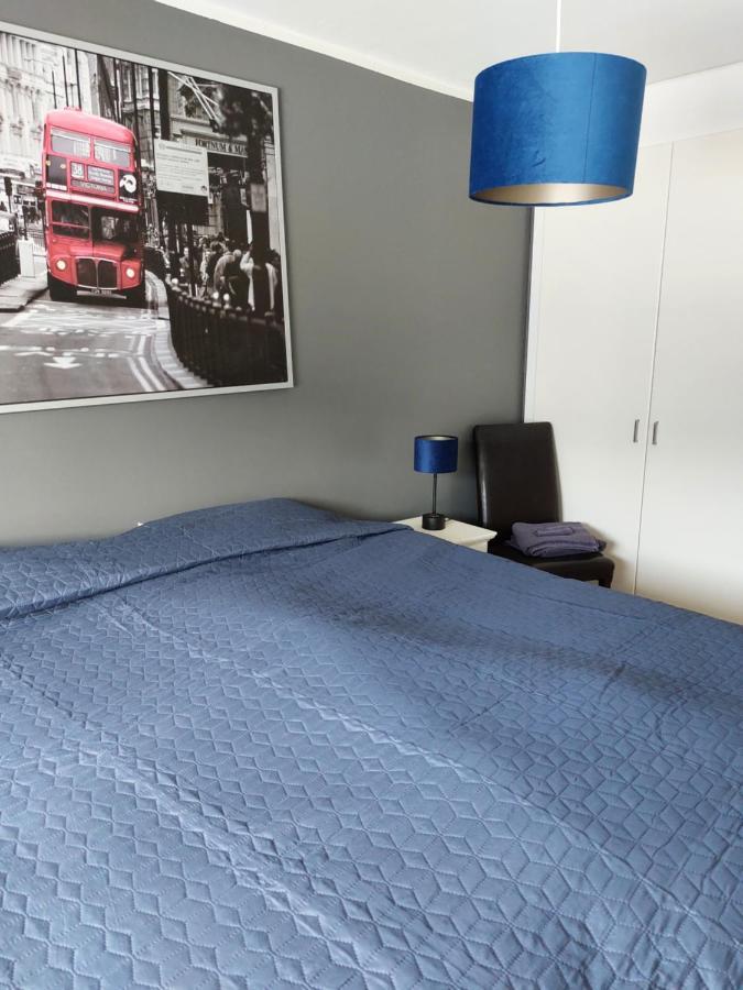 Apartment Near The Airport Njarthvik Εξωτερικό φωτογραφία