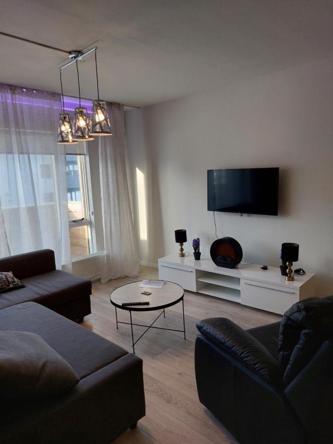Apartment Near The Airport Njarthvik Εξωτερικό φωτογραφία